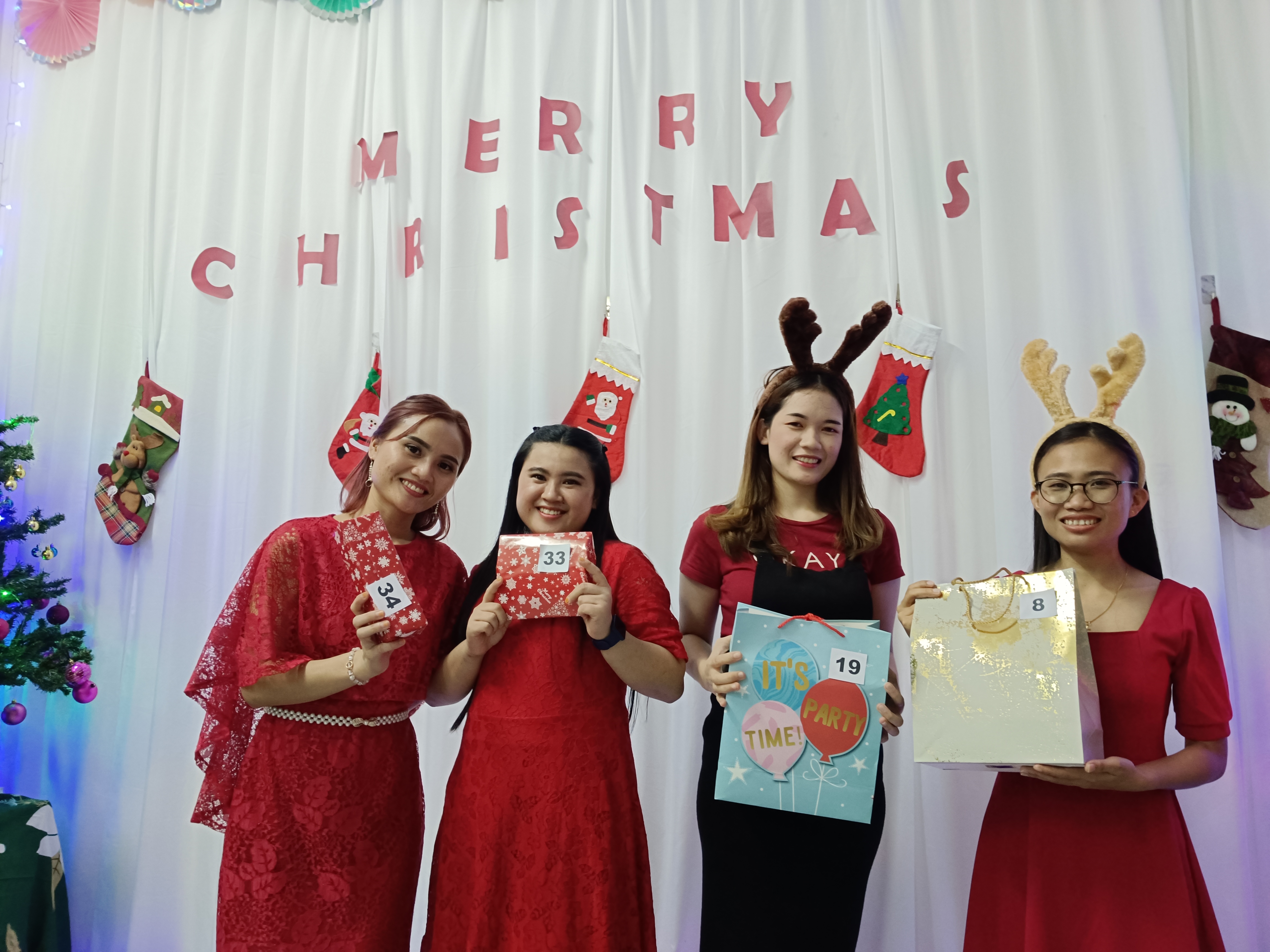 Pesta Natal Keluarga MyPath 11