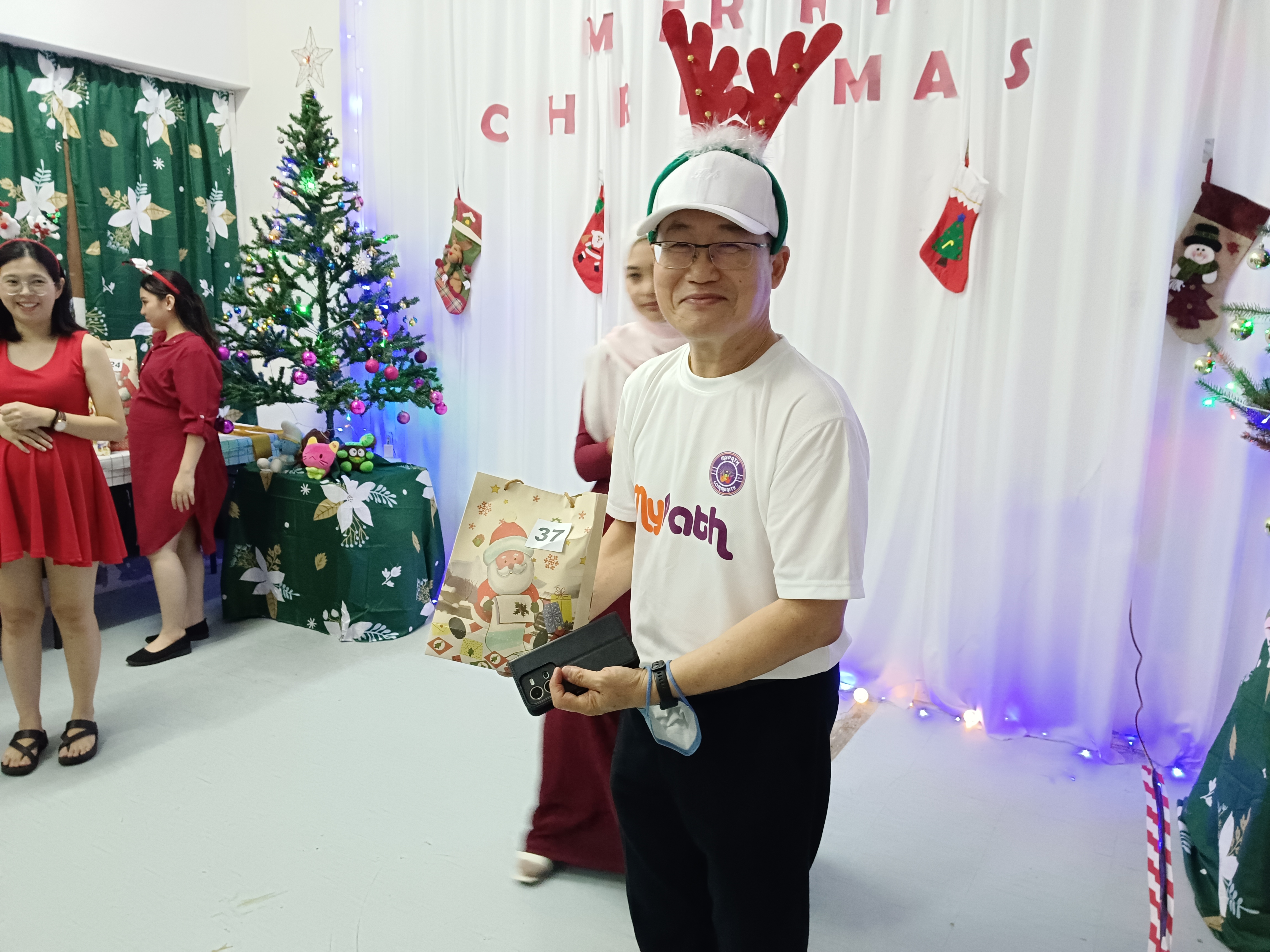 Pesta Natal Keluarga MyPath 22