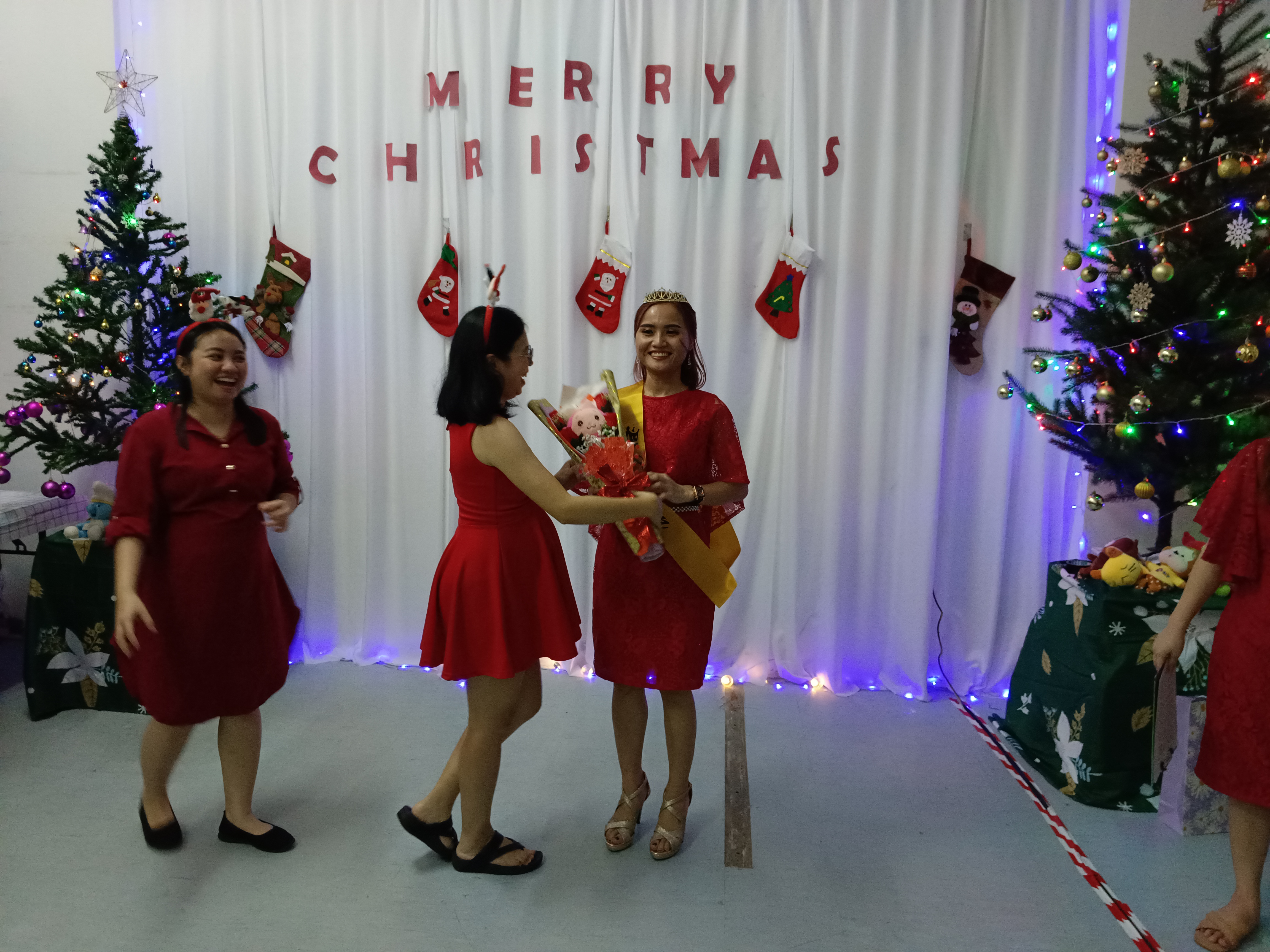 Pesta Natal Keluarga MyPath 6